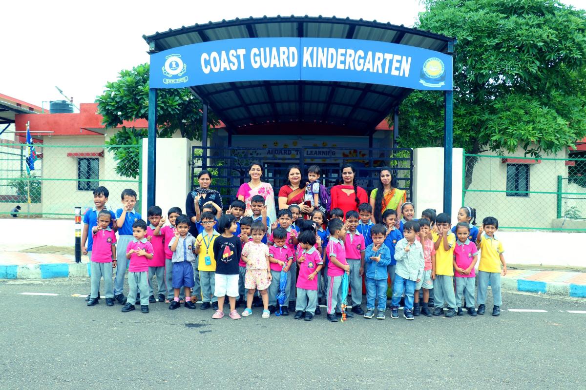 Kindergarten Students Group Photo Session